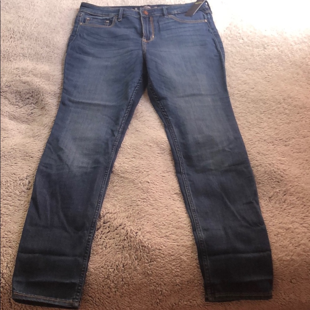 Dark wash Hollister jeans